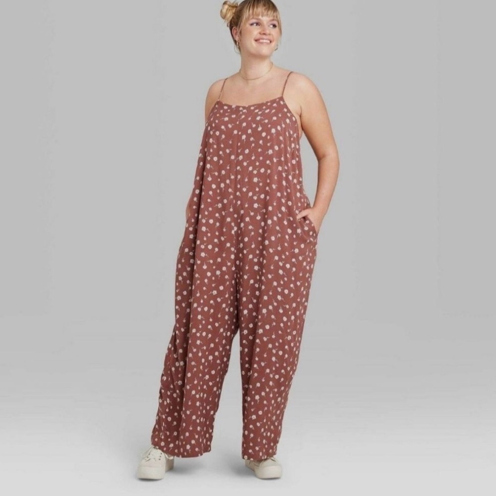 Wild Fable Daisy Floral Print Mauve Pink Jumpsuit Size Medium Boho